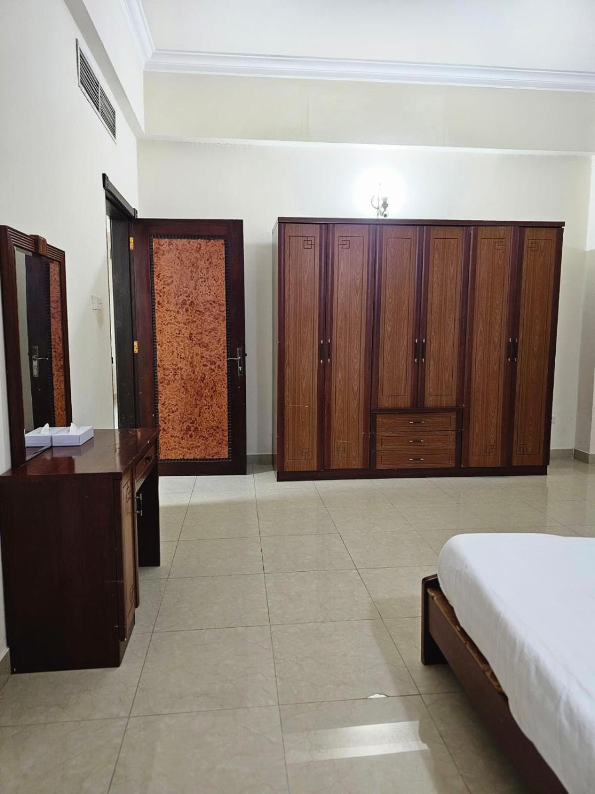 Appartamento Al Sahab Tower Al Manamah Esterno foto